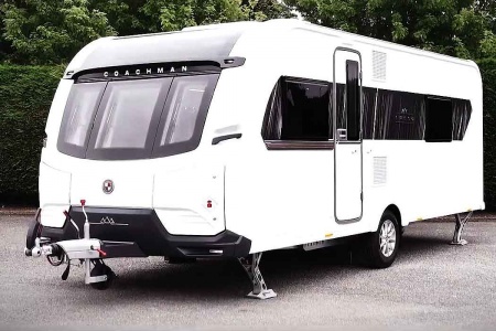 Coachman Lusso I