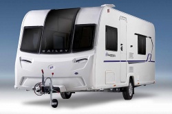 Bailey Phoenix 642