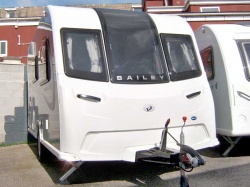 Bailey Phoenix Plus 420 ( 2022 ) Used Caravan